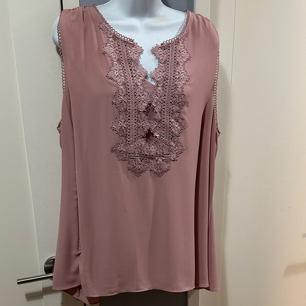 White House Black Market Elegant Pink Lace Trim Sleeveless Top Sz 2X
